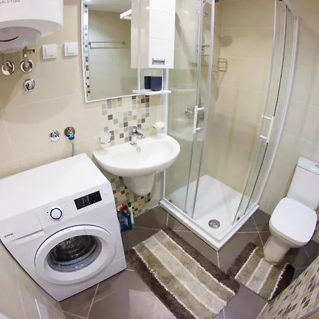 Stefani Διαμέρισμα *